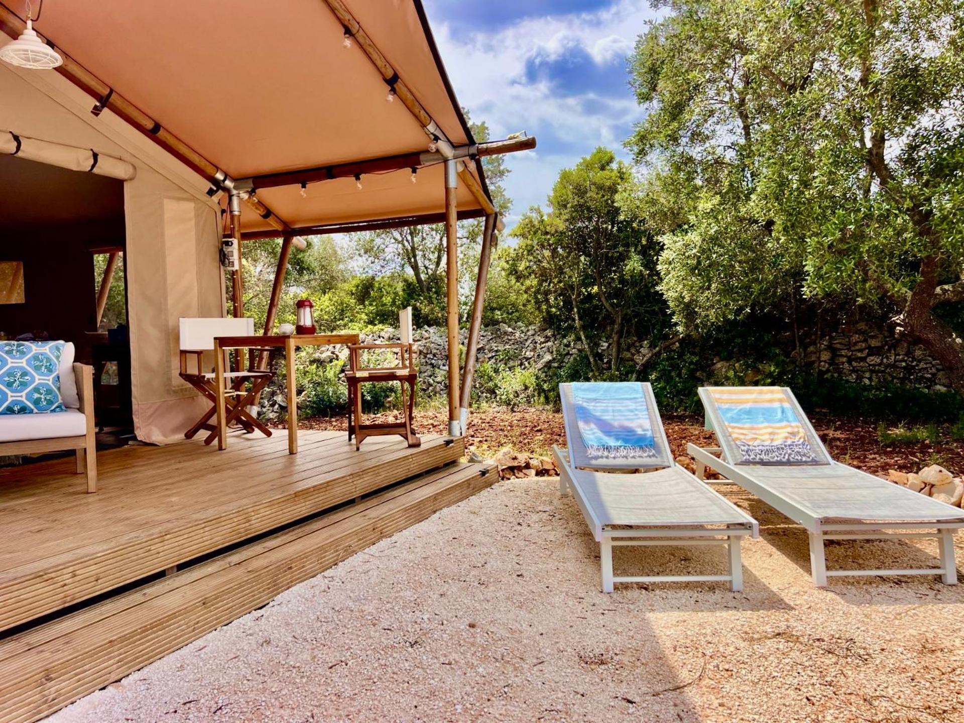Domus Olea Glamping Hotell Ceglie Messapica Exteriör bild
